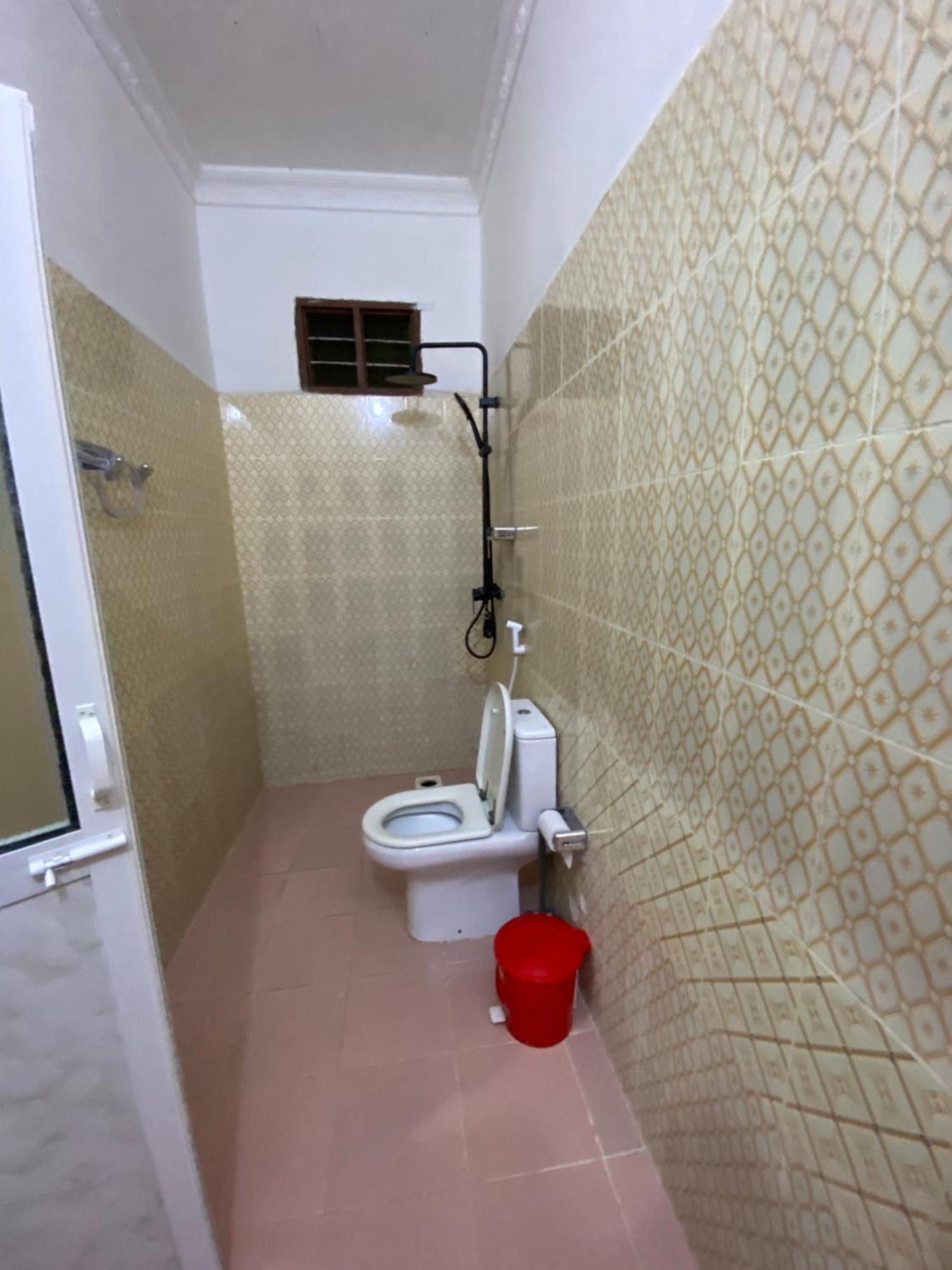 Bed and Breakfast Falcon House Кендва Екстер'єр фото