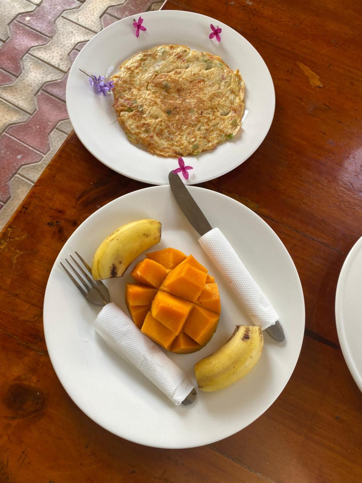 Bed and Breakfast Falcon House Кендва Екстер'єр фото